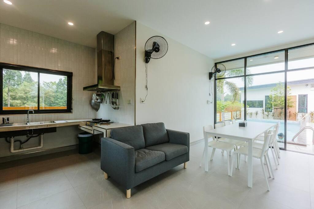 Cheeva Pool Villa เขาหลัก ภายนอก รูปภาพ