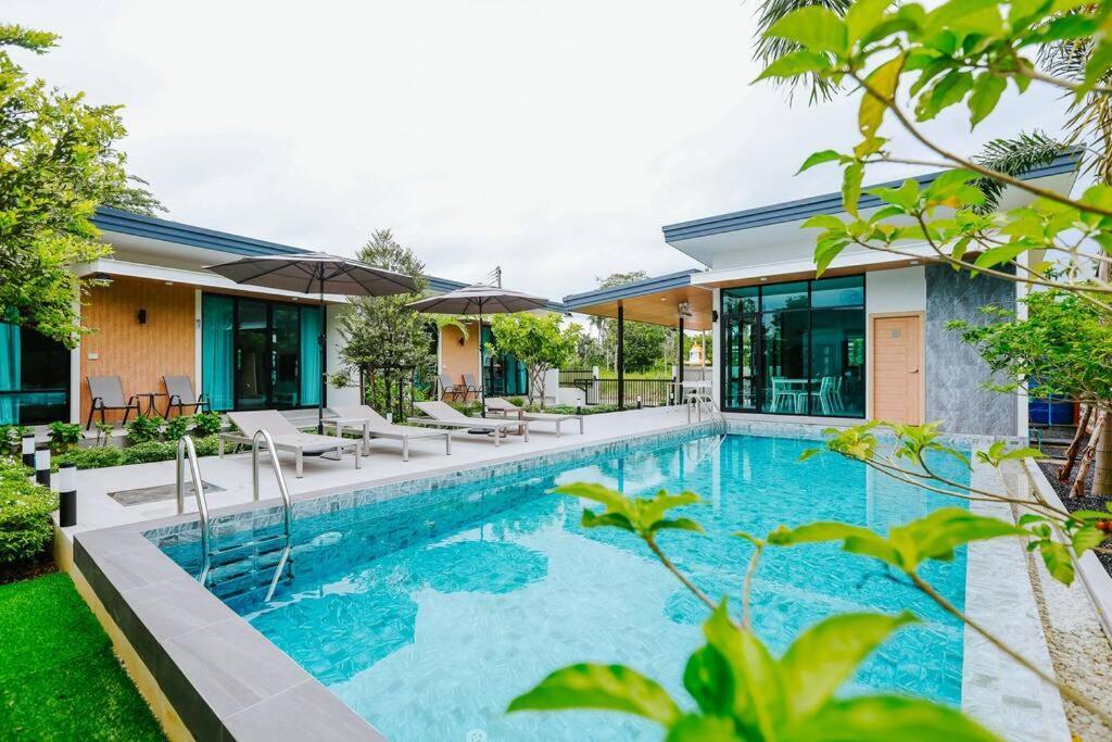 Cheeva Pool Villa เขาหลัก ภายนอก รูปภาพ