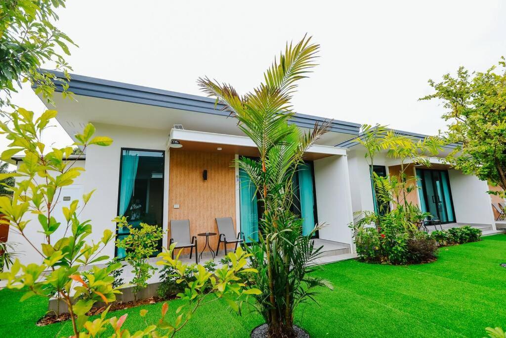 Cheeva Pool Villa เขาหลัก ภายนอก รูปภาพ