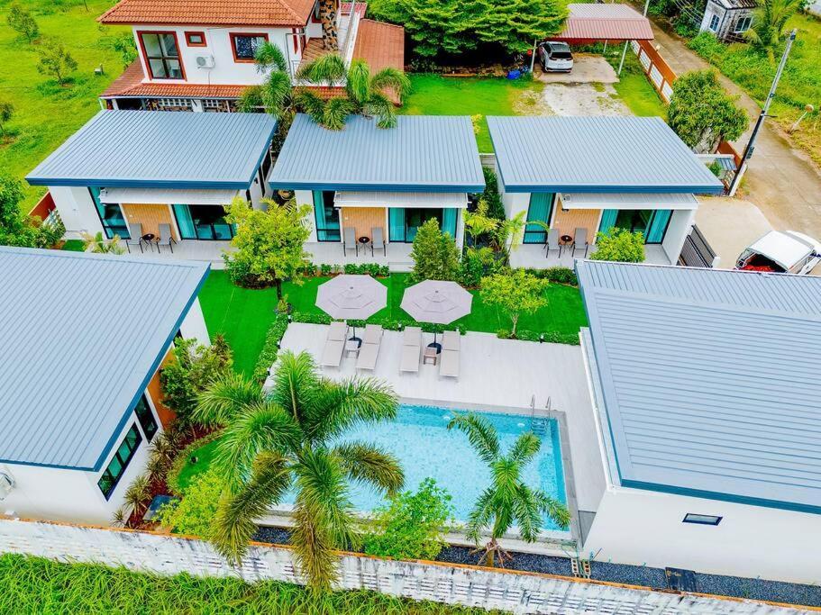Cheeva Pool Villa เขาหลัก ภายนอก รูปภาพ